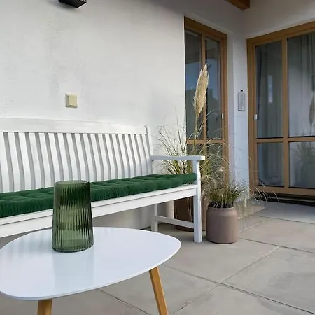 Casa Pur, 85m2 Mit Garten Sauna Apartment